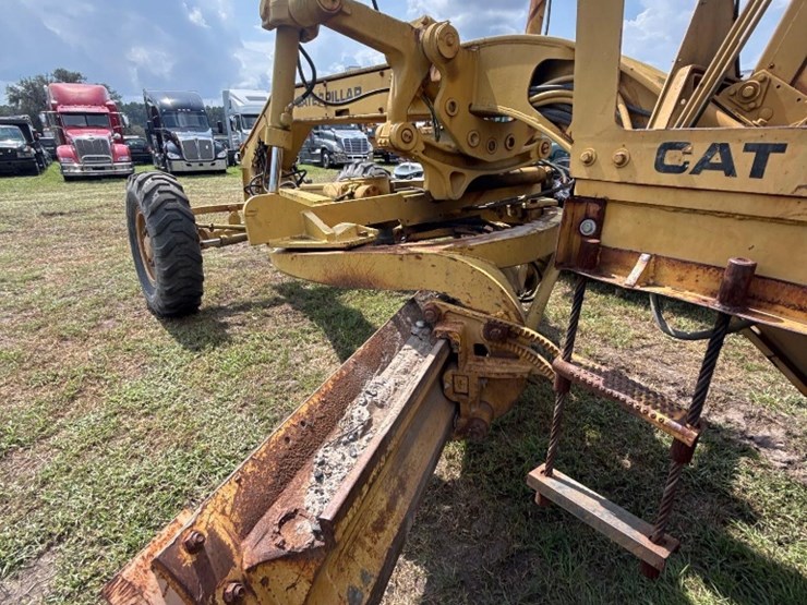 caterpillar-120g-image-13