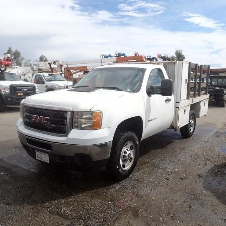 2013 GMC SIERRA 2500