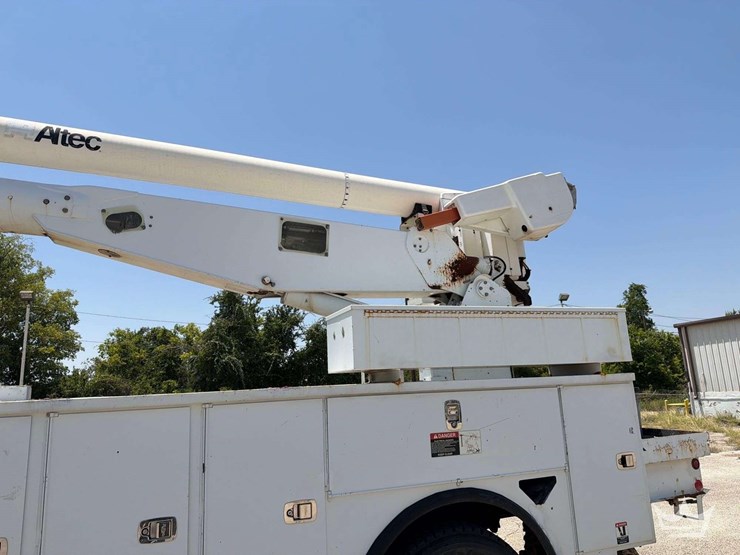 2014-international-workstar-7300-image-21