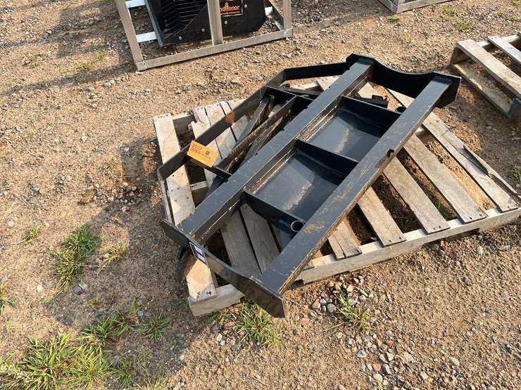 #2037-•-2026-unused-land-honor-mini-skid-steer-pallet-fork-frame-image-4