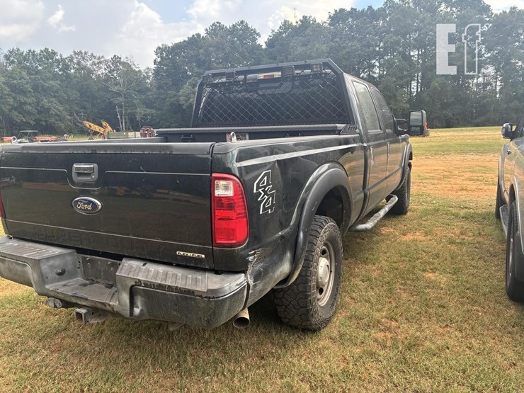 2015-ford-f250-xl-image-5