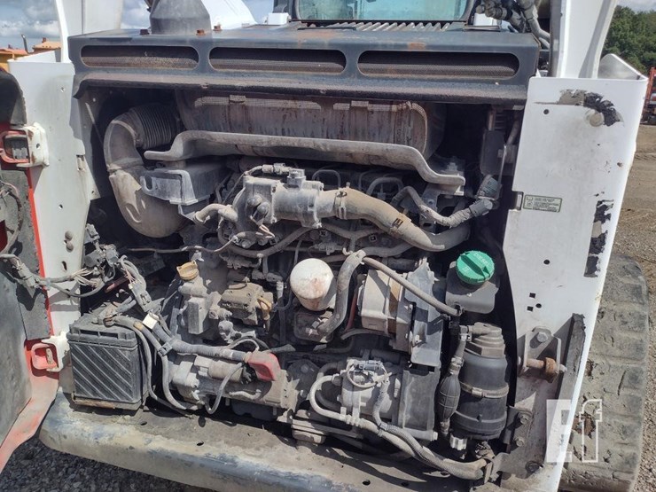 2020-bobcat-t770-image-19