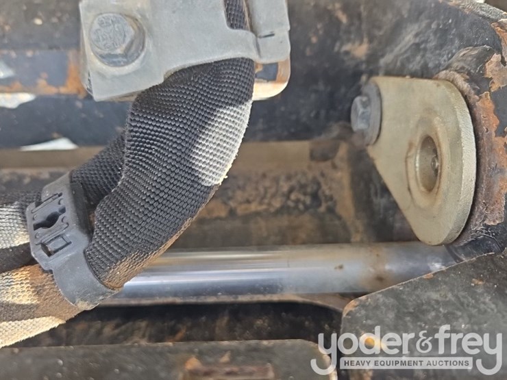 2019-caterpillar-226d-image-20