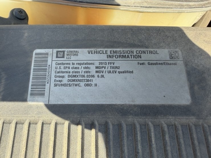2013-chevrolet-silverado-2500-image-13