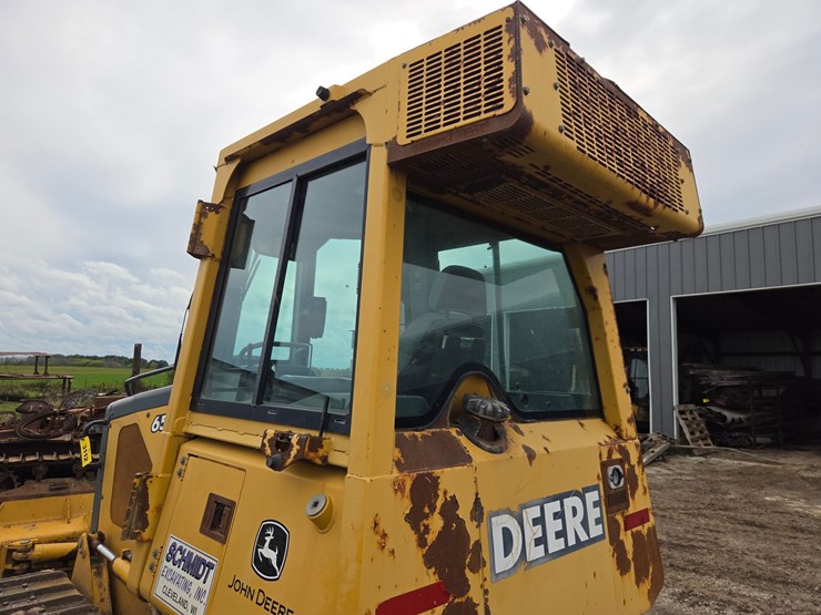 2004-deere-650h-xlt-image-37