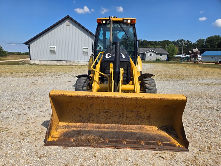 caterpillar-420e-image-21
