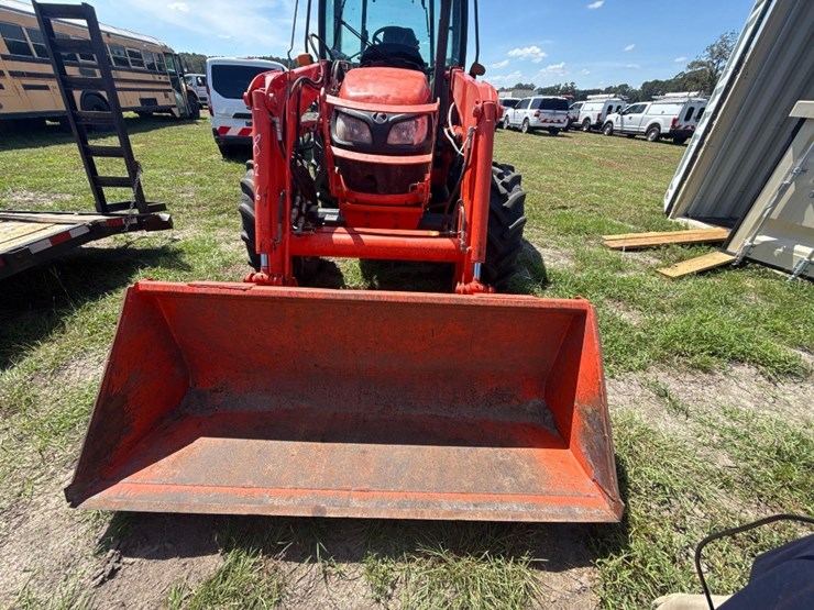 kubota-m7060-image-9