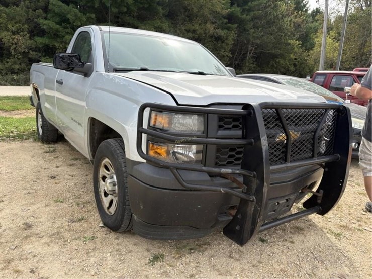 2014-chevrolet-silverado-1500-image-2