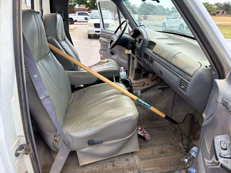 1996-ford-f350-image-38