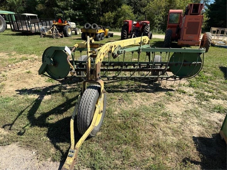 john-deere-640-image-1