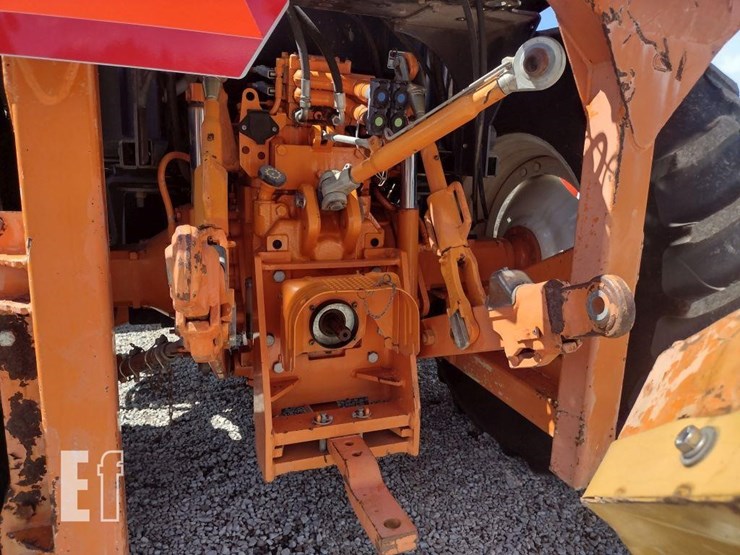 new-holland-ts115a-image-45
