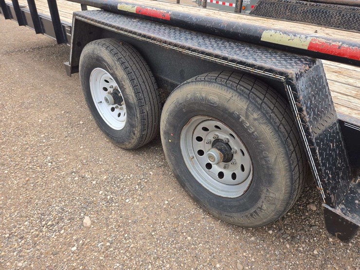 2014-texas-bragg-trailer-image-7