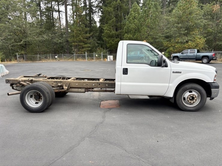 2007-ford-f350-xl-image-6