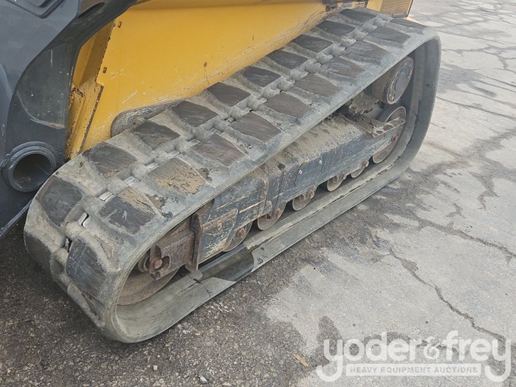 2019-deere-333g-image-18