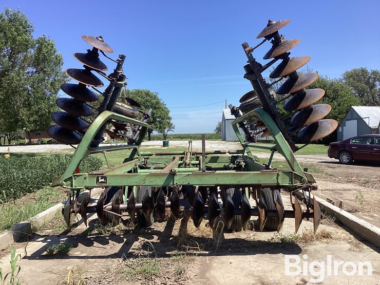 john-deere-20-image-6