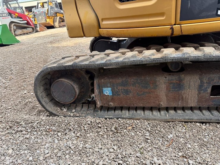 2015-deere-35g-image-12