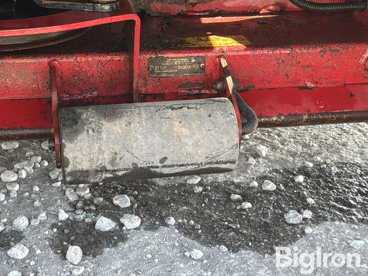 2015-massey-ferguson-730-image-14