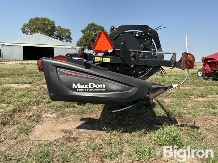 2013-mac-don-fd75-image-4