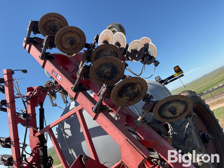 case-ih-2800-image-18