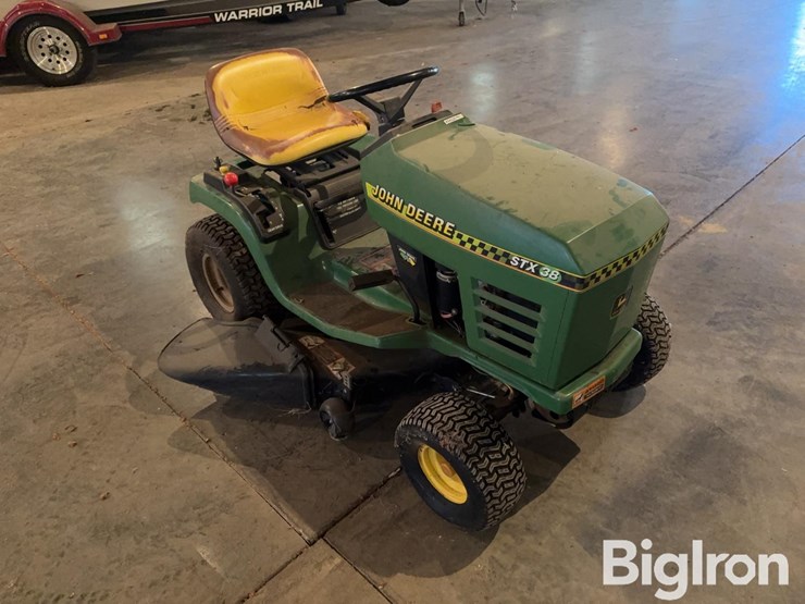 john-deere-stx38-image-3