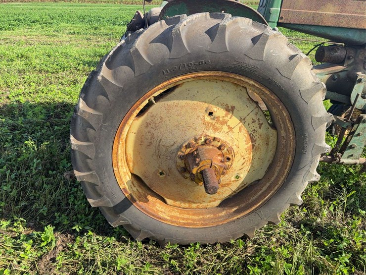john-deere-320v-slant-steer-image-8