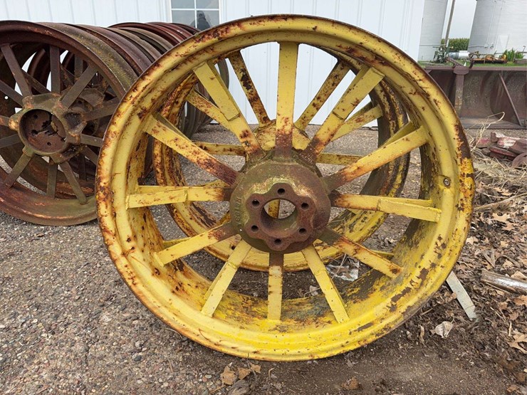 john-deere-36-image-1