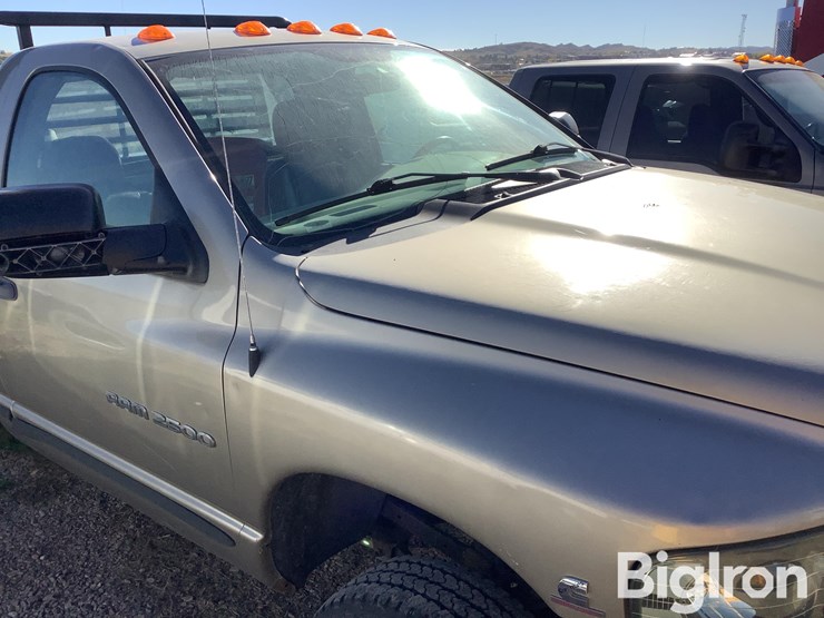 2004-dodge-ram-2500-image-19