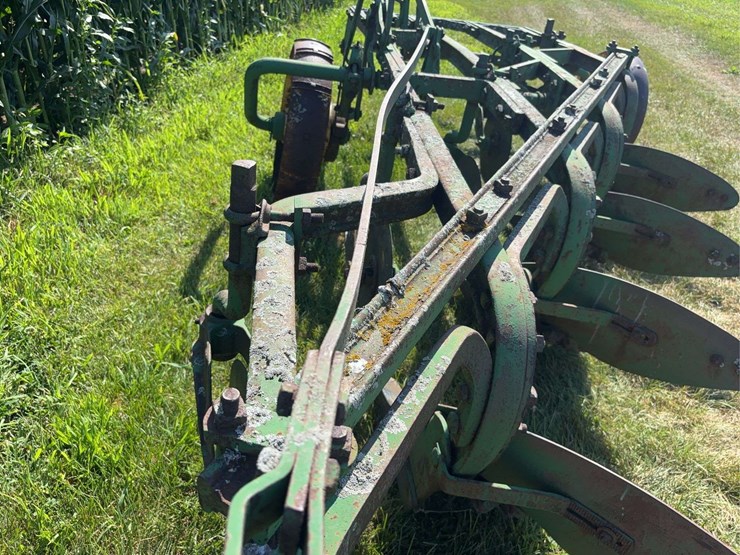john-deere-14-image-42