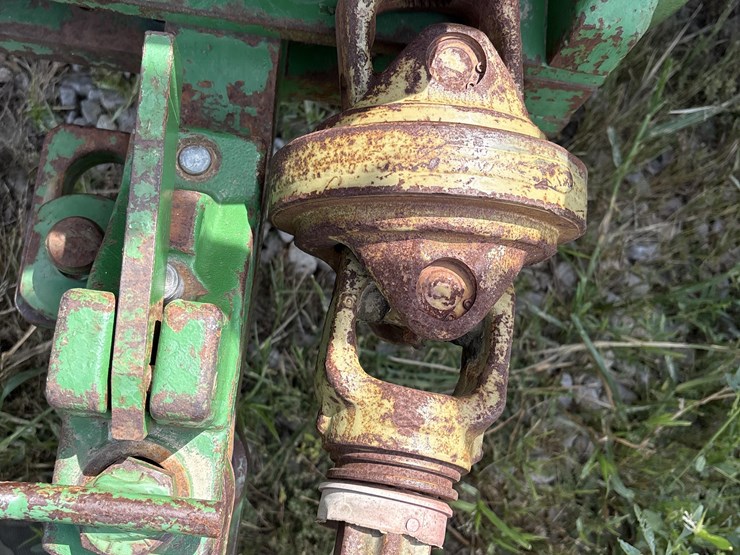 john-deere-1518-image-10