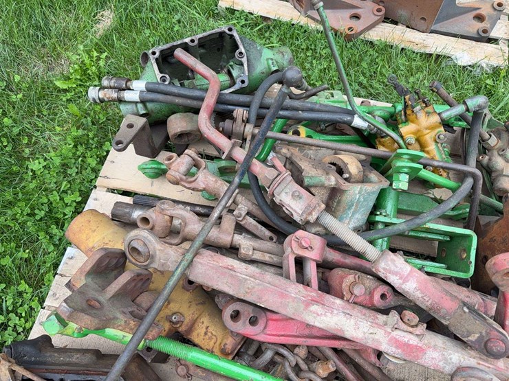 john-deere-dubuque-hydraulic-parts-image-5