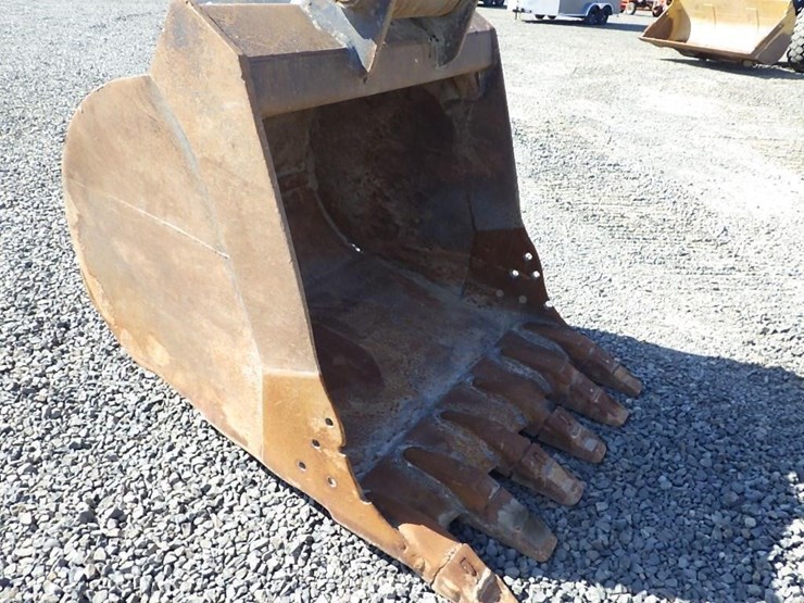 deere-330c-lc-image-11