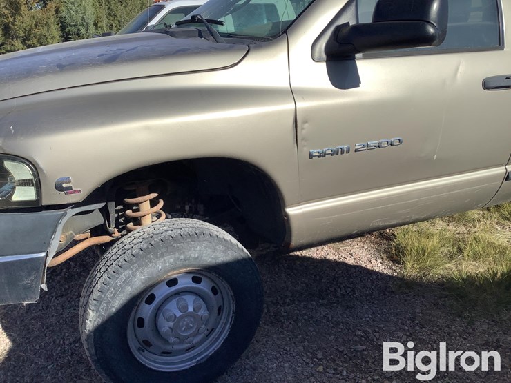 2004-dodge-ram-2500-image-10