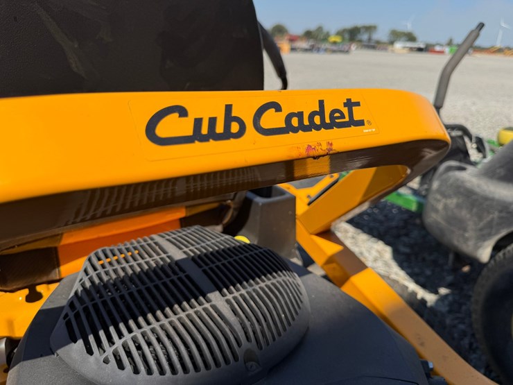 #11-•-cub-cadet-zt1-zero-turn-mower-1a03rh50167-inv#4518-image-10