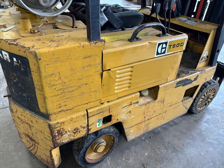 caterpillar-t50d-image-16