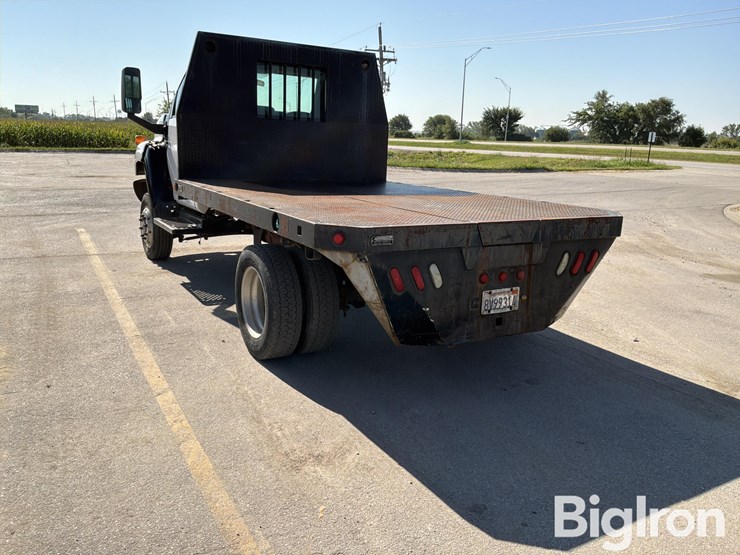 2008-gmc-5500-image-7