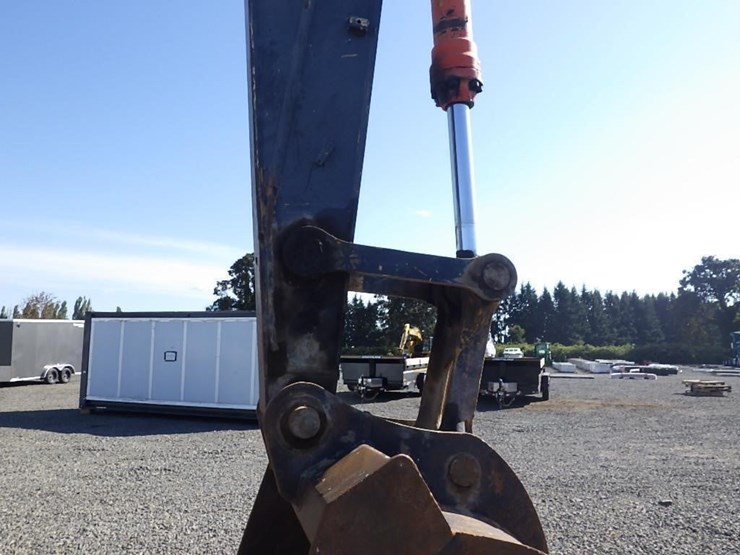 deere-330c-lc-image-34