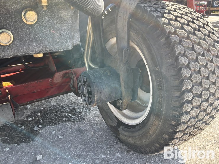 2015-massey-ferguson-730-image-10
