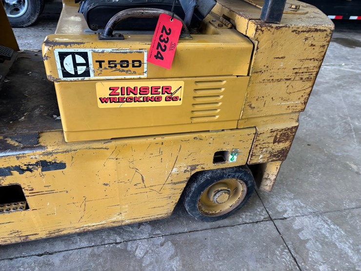 caterpillar-t50d-image-9
