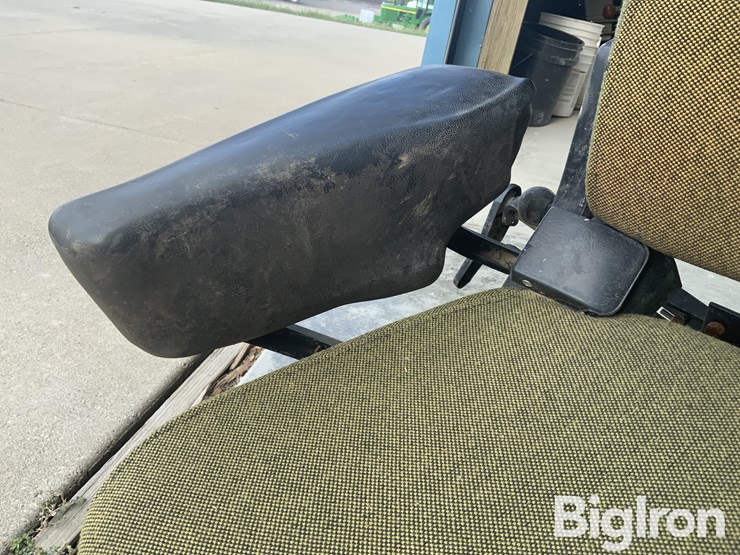 john-deere-4630-image-11