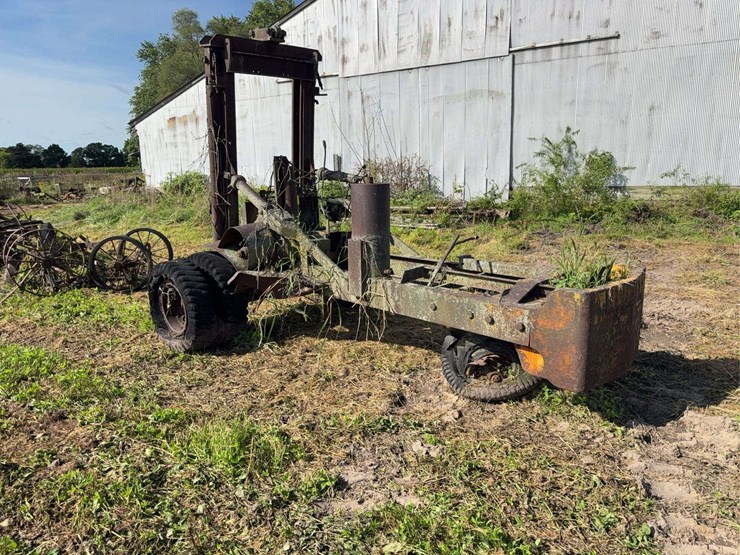 john-deere-holt-fork-lift-image-1
