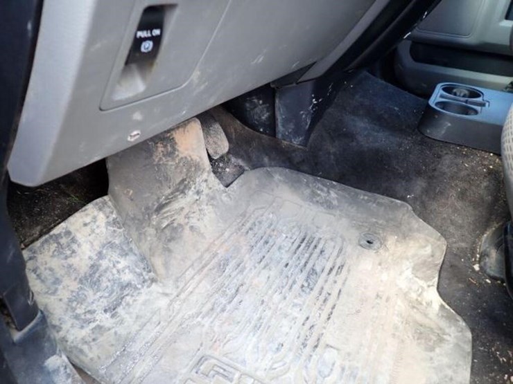 2018-ford-f150-xlt-image-25
