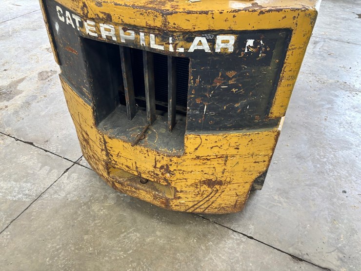 caterpillar-t50d-image-14