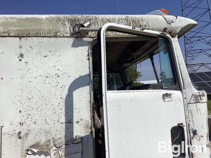 1989-kenworth-k100e-image-14