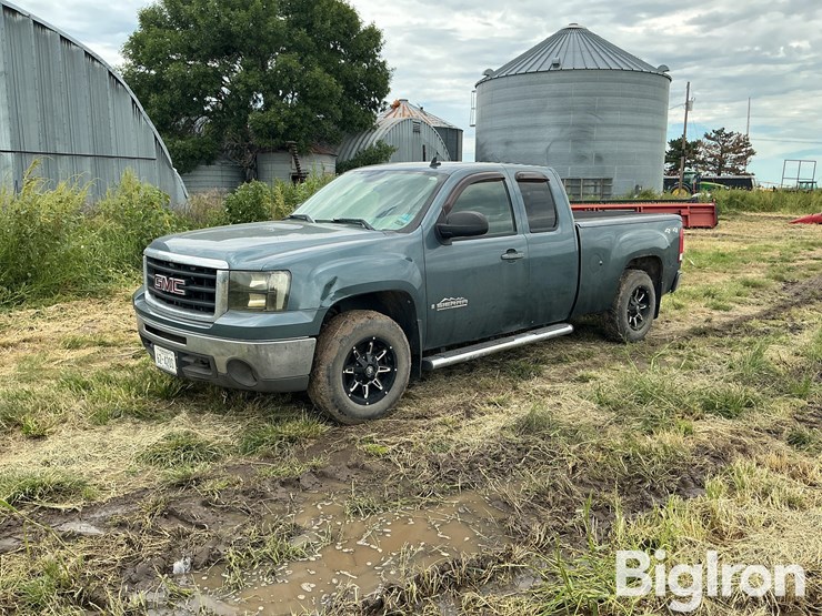 2009-gmc-1500-image-1