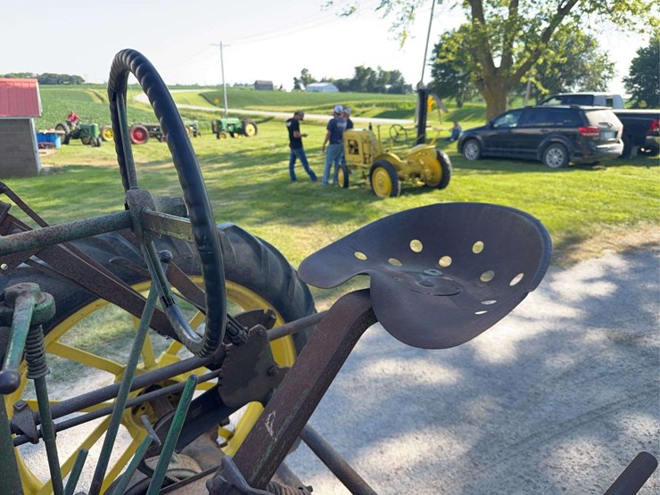 john-deere-b-image-18