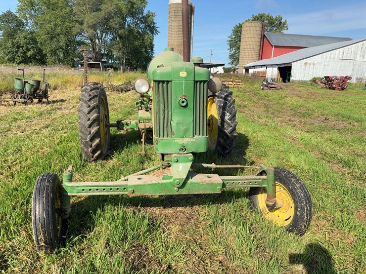 john-deere-420t-image-2