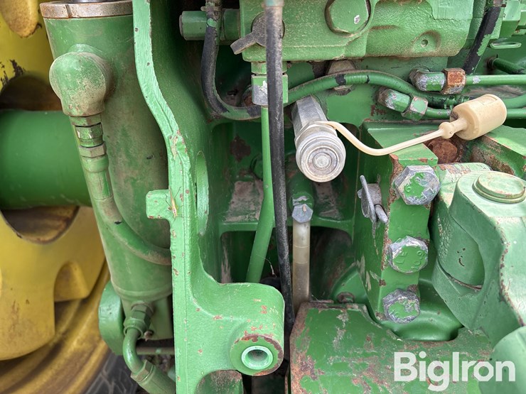 1995-john-deere-8200-image-12