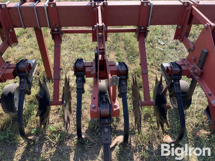 case-ih-183-image-14