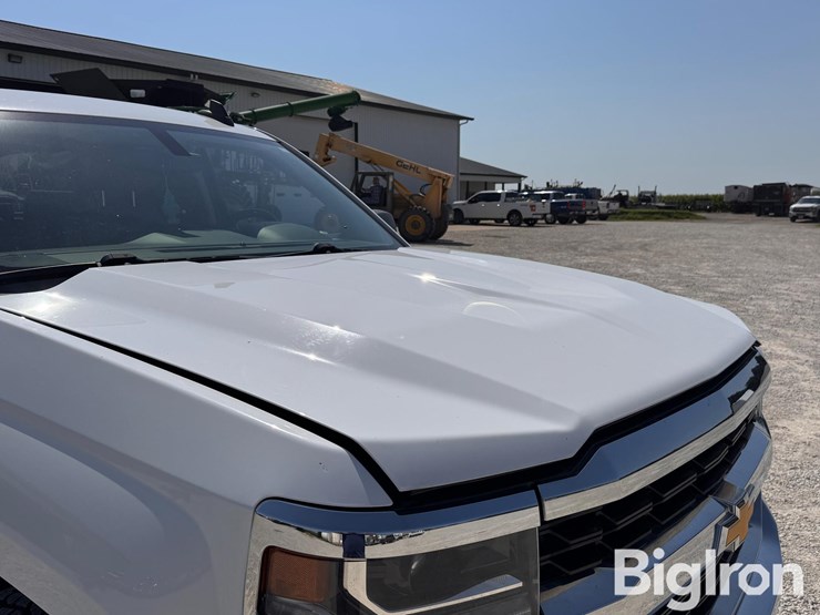2017-chevrolet-silverado-1500-image-11