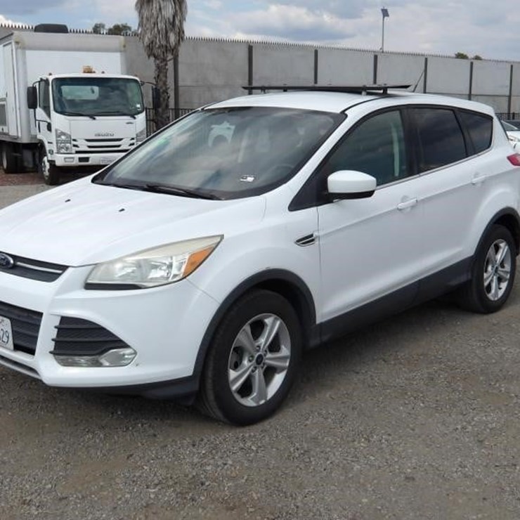 2015 FORD ESCAPE SE